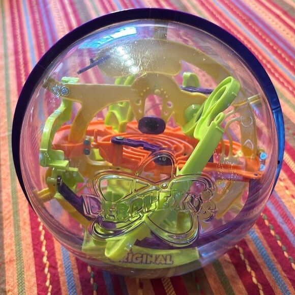 Spin Master Games The Original Perplexus 3D Maze Ball Game With 100 Obstacles - Picture 1 of 4